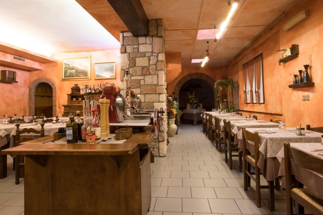 Albergo Ristorante Brera Inveruno Exteriér fotografie